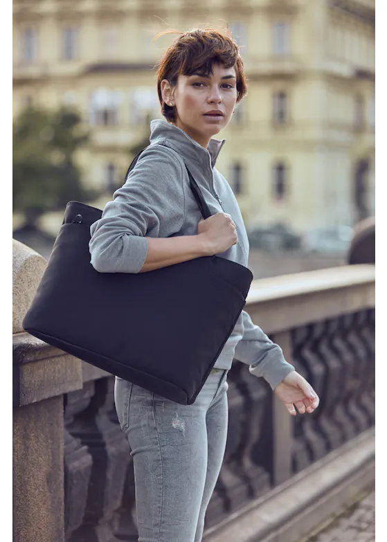 Clique 2.0 Tote Bag