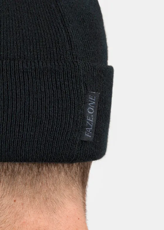 Faze One Beanie F Emblem