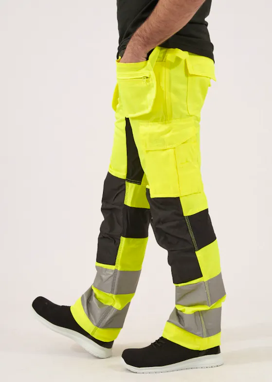 Projob 6570 Signalisatie Stretchbroek met Kniezakken en Spijkerzakken EN ISO 20471 Klasse 2
